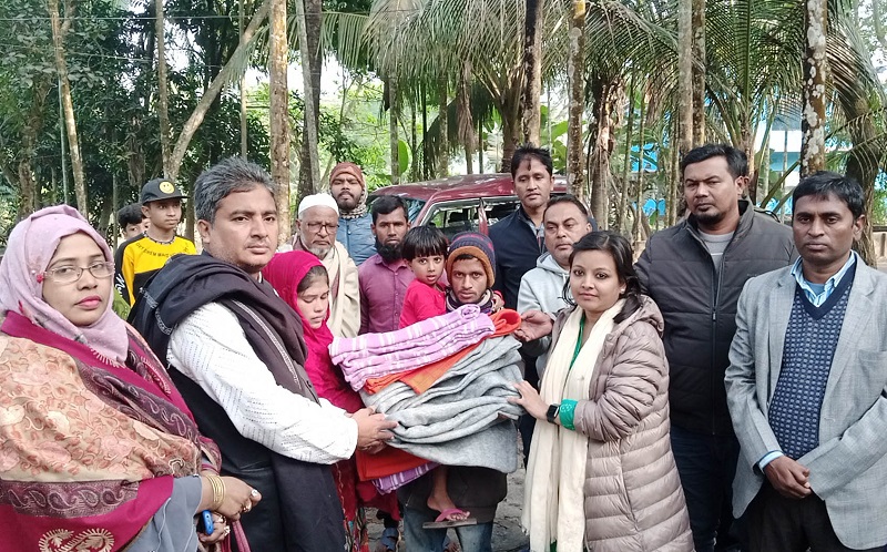 বরিশালে অগ্নিকান্ডে বসতঘর পুড়ে ছাই