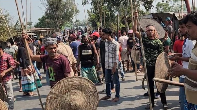 ভাঙ্গায় মাছ কেনা নিয়ে ৩ গ্রামবাসীর মধ্যে সংঘর্ষ, আহত ২০