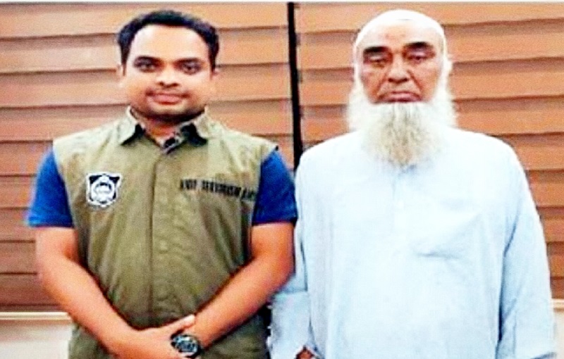 মানবতাবিরোধী অপরাধে মৃত্যুদণ্ডপ্রাপ্ত আব্দুল খালেক গ্রেফতার
