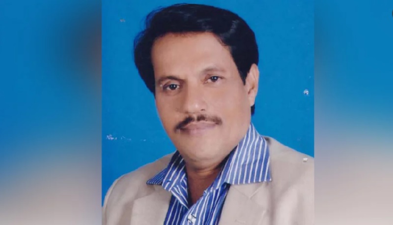হেরে গেলেন দুধ দিয়ে গোসল করা সেই নৌকার প্রার্থী