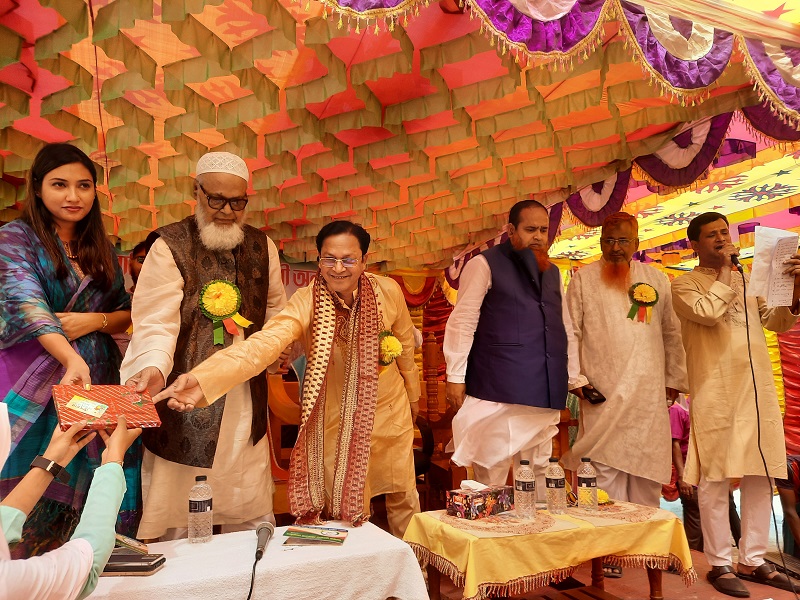 ঘাটাইলের পোড়াবাড়ি পাবলিক ফাজিল মাদ্রাসায় বার্ষিক পুরষ্কার বিতরণী অনুষ্ঠিত