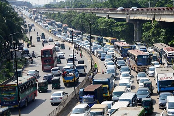 রমজানে রাজধানীতে বিশেষ ট্রাফিক নির্দেশনা