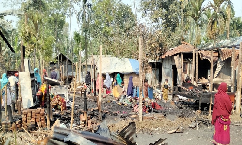 ভূরুঙ্গামারীতে ভয়াবহ অগ্নিকাণ্ড