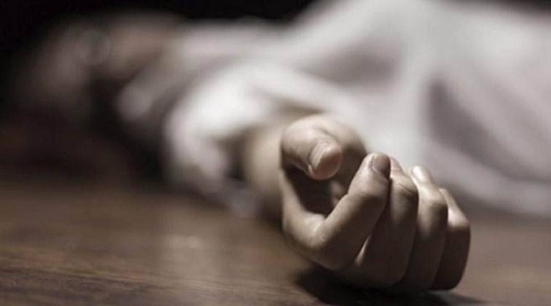 মায়ের সাথে অভিমানে কিশোরীর আত্মহত্যা