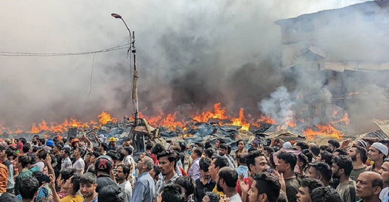 স্বপ্ন পুড়ে ছাই, ব্যবসায়ীদের আহাজারি