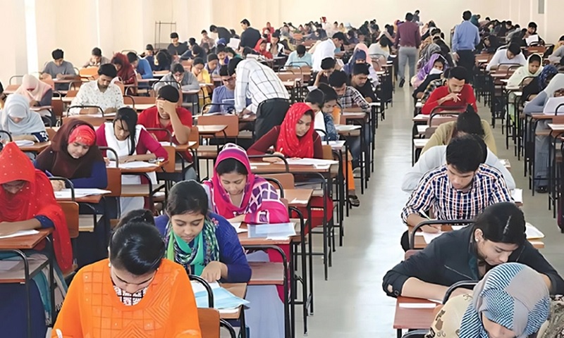 ঢাবির ভর্তি পরীক্ষা শুরু শনিবার, অংশ নেবেন প্রায় ৩ লাখ শিক্ষার্থী