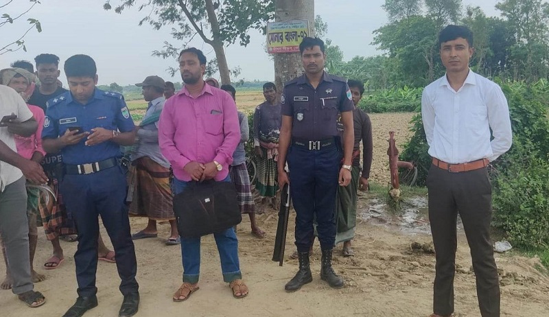 মেহেরপুরে অবৈধভাবে মাটি কাটার অপরাধে ৫০ হাজার টাকা জরিমানা