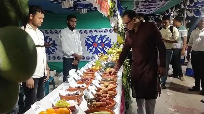 চুয়াডাঙ্গায় ‘মধুমাসে ফল উৎসব’ অনুষ্ঠিত