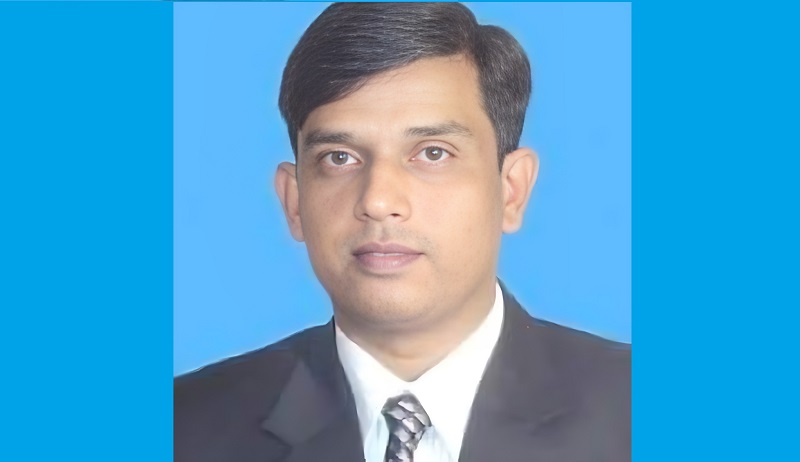 ফেসবুকে নাগরিক সেবা প্রদান করে প্রশংসিত গাইবান্ধার ডিসি