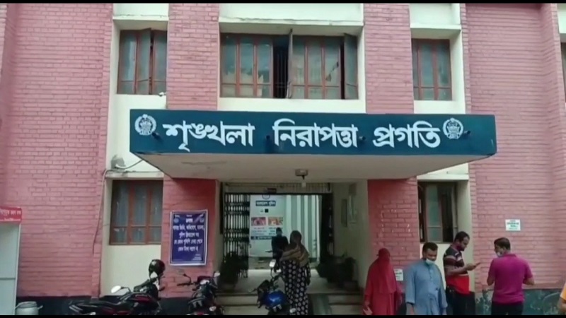 শিক্ষকের বেত্রাঘাতে হাসপাতালে শিক্ষার্থী
