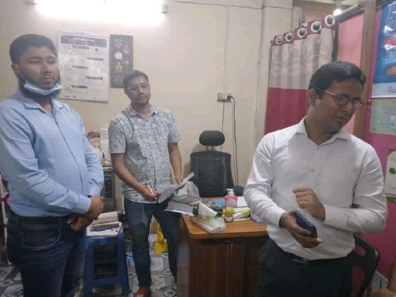 পলাশবাড়ীতে ভুয়া ডাক্তারকে ১ লক্ষ টাকা জরিমানা