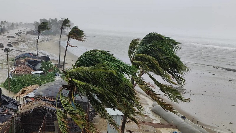 মোখা সামান্য দুর্বল হয়েছে, সেন্ট মার্টিনে ১৪৭ কিলোমিটার বেগে বাতাস
