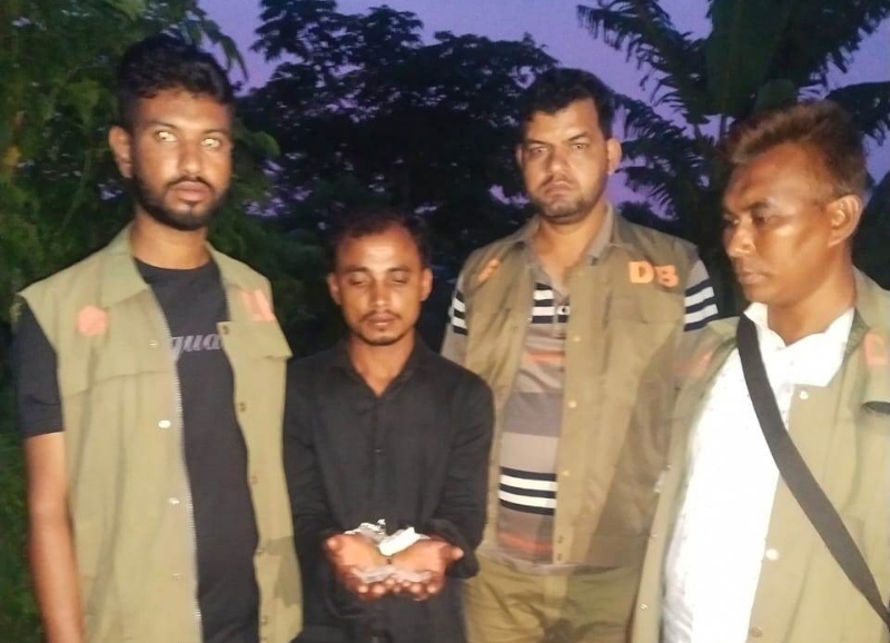 আমতলীতে হেরোইনসহ মাদক ব্যবসায়ী আটক