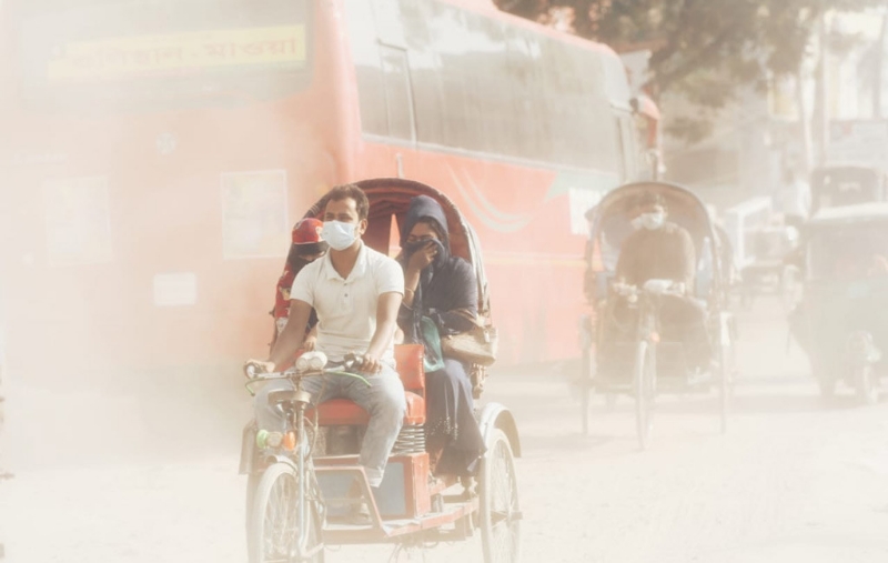 ‘অস্বাস্থ্যকর’ বাতাস নিয়ে দূষিত শহরের তালিকায় ৬ষ্ঠ স্থানে ঢাকা