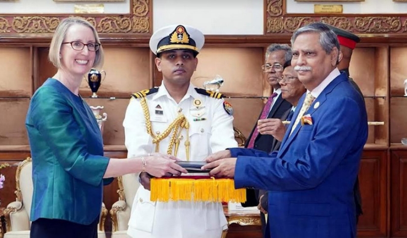বাংলাদেশে তেল-গ্যাস খাতে বিনিয়োগের আহ্বান রাষ্ট্রপতির