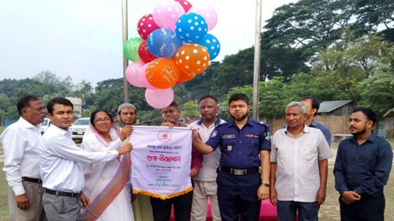 নড়াইলে বঙ্গবন্ধু আন্তঃ কলেজ ফুটবল টুর্নামেন্টের উদ্বোধন