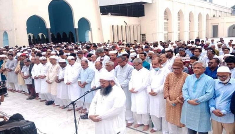 সিরাজুল আলম খানের প্রথম জানাজা সম্পন্ন