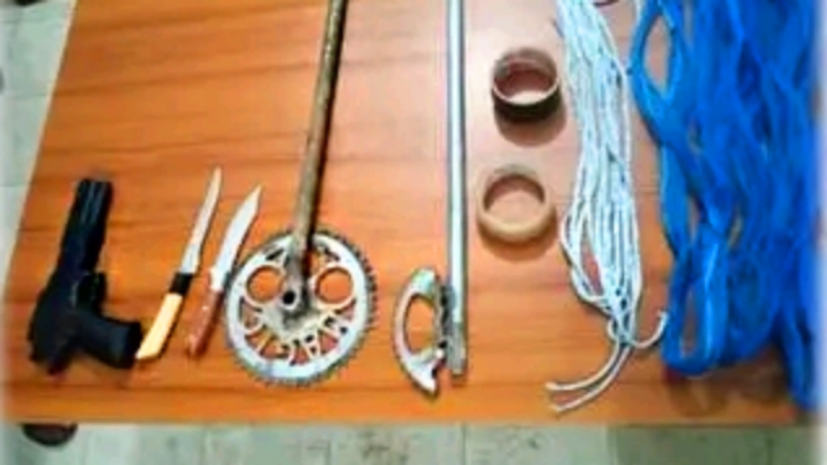 নেত্রকোণায় ডাকাতির প্রস্তুতিকালে ছয়জন আটক