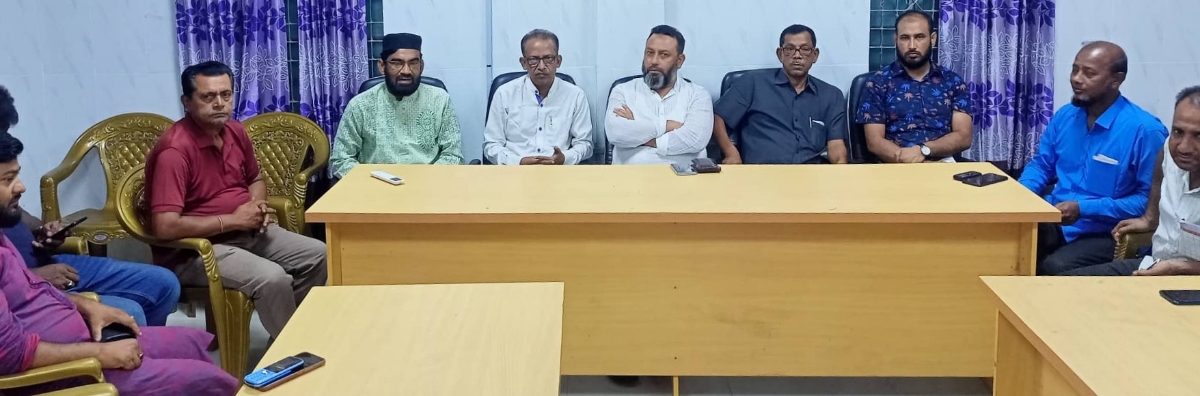 ডুমুরিয়া সাংবাদিক কল্যাণ সমিতির সাথে আজগর বিশ্বাস তারার মতবিনিময়