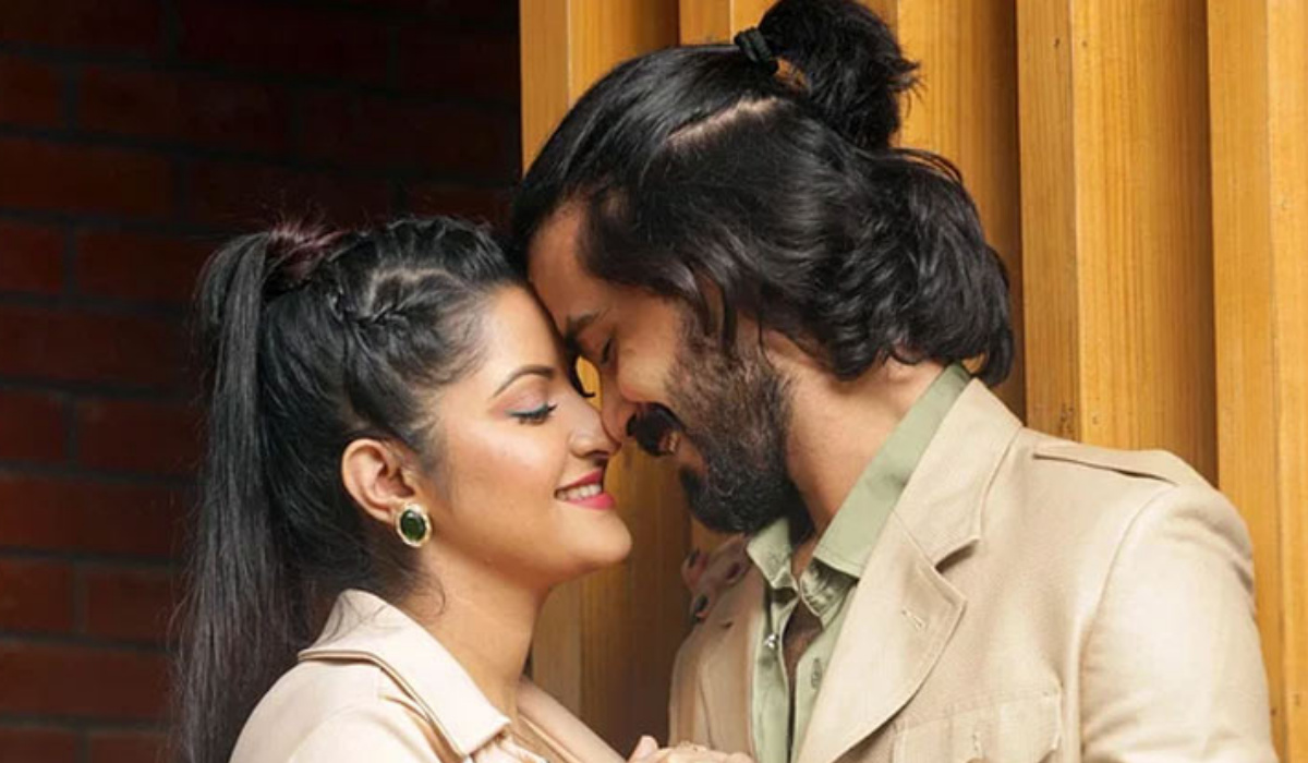 একসঙ্গে থাকছেন না রাজ-পরী, কোন দিকে যাচ্ছে সংসার?