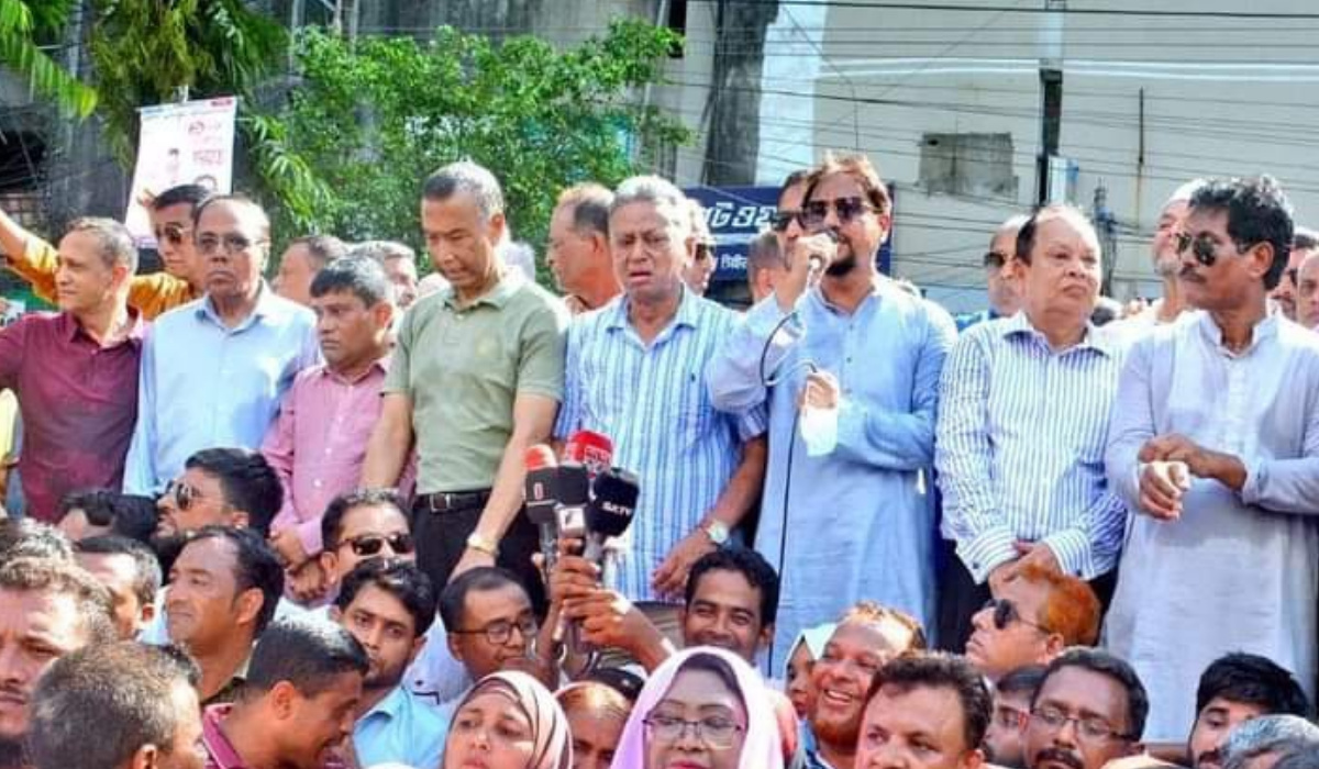 সকলে সুষ্ঠু ও আন্তর্জাতিক মানের নির্বাচন দেখতে চায়: আমীর খসরু 