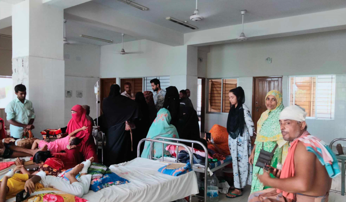 মাদারীপুরে ধর্ষণচেষ্টার অভিযোগে দু’পক্ষের সংঘর্ষ, আহত ১৫