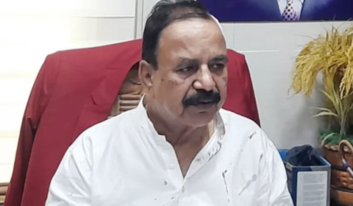 পুলিশের কাছ থেকে ছাড়া পেয়ে যা বললেন গয়েশ্বর