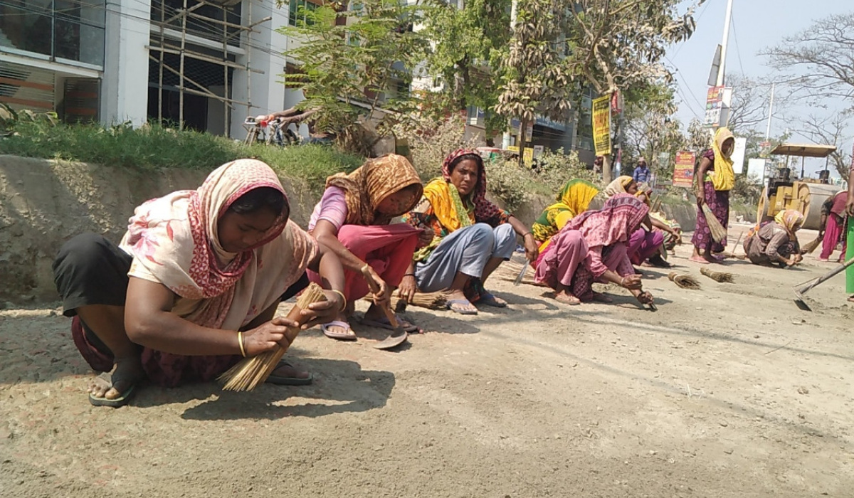 দেশে বেকার কমে এখন ২৫ লাখ