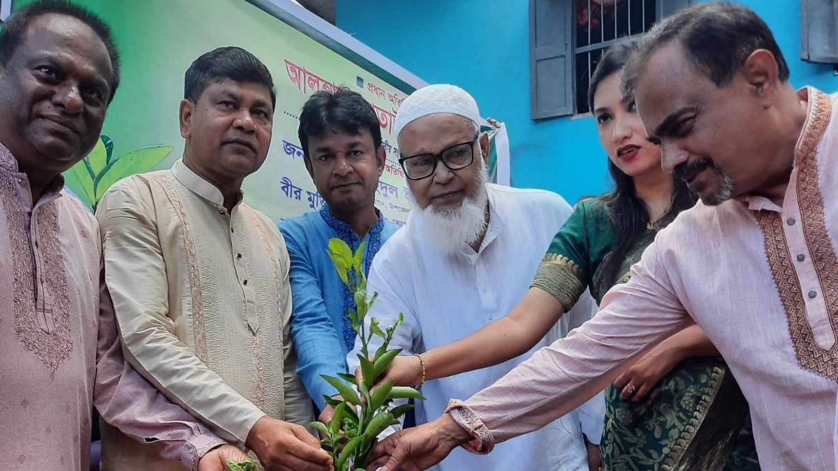 ঘাটাইলে বৃক্ষরোপণ উৎসব অনুষ্ঠিত