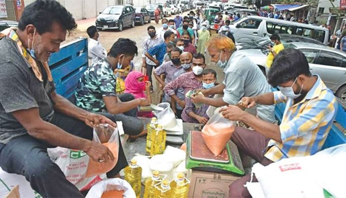 টিসিবির পণ্য বিক্রি শুরু রবিবার, থাকছে না চিনি