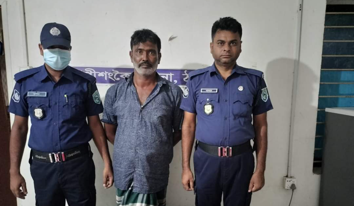 ৫০০ গ্রাম গাঁজাসহ মাদক কারবারি আটক