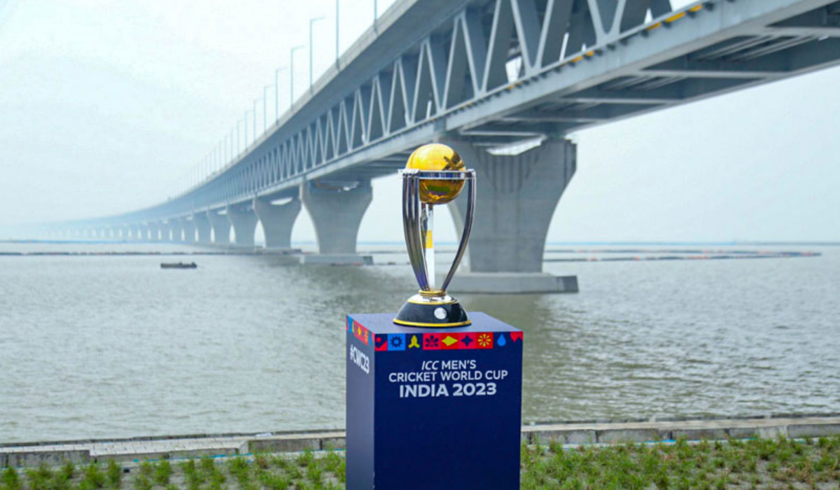 পদ্মা সেতুতে বিশ্বকাপ ট্রফি