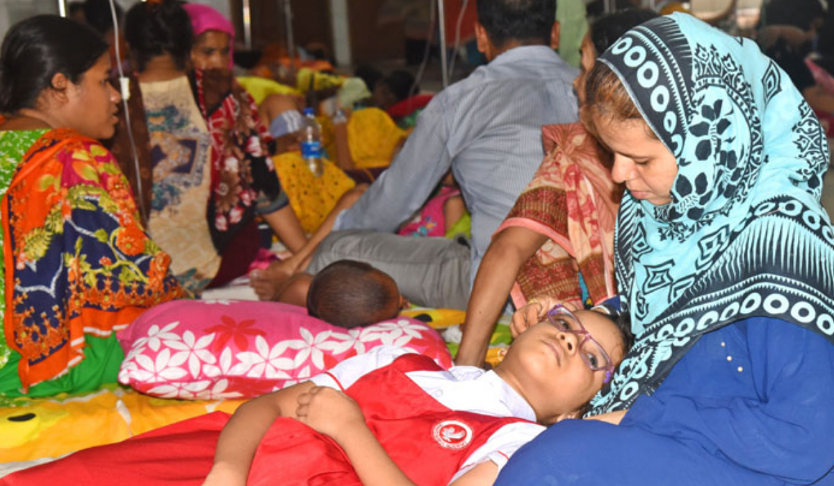ডেঙ্গুতে প্রাণ গেল আরও ৯ জনের, হাসপাতালে ভর্তি ২১৪৯