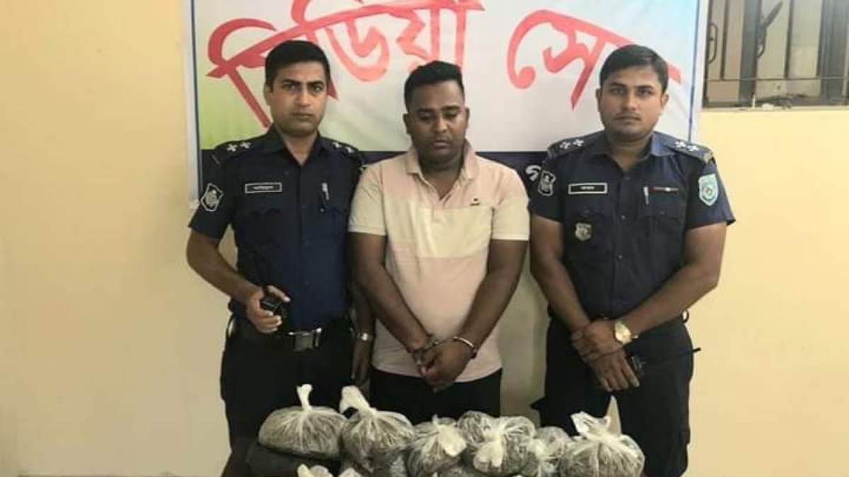 গাইবান্ধায় গাজাসহ মাদক ব্যাবসায়ী গ্রেফতার