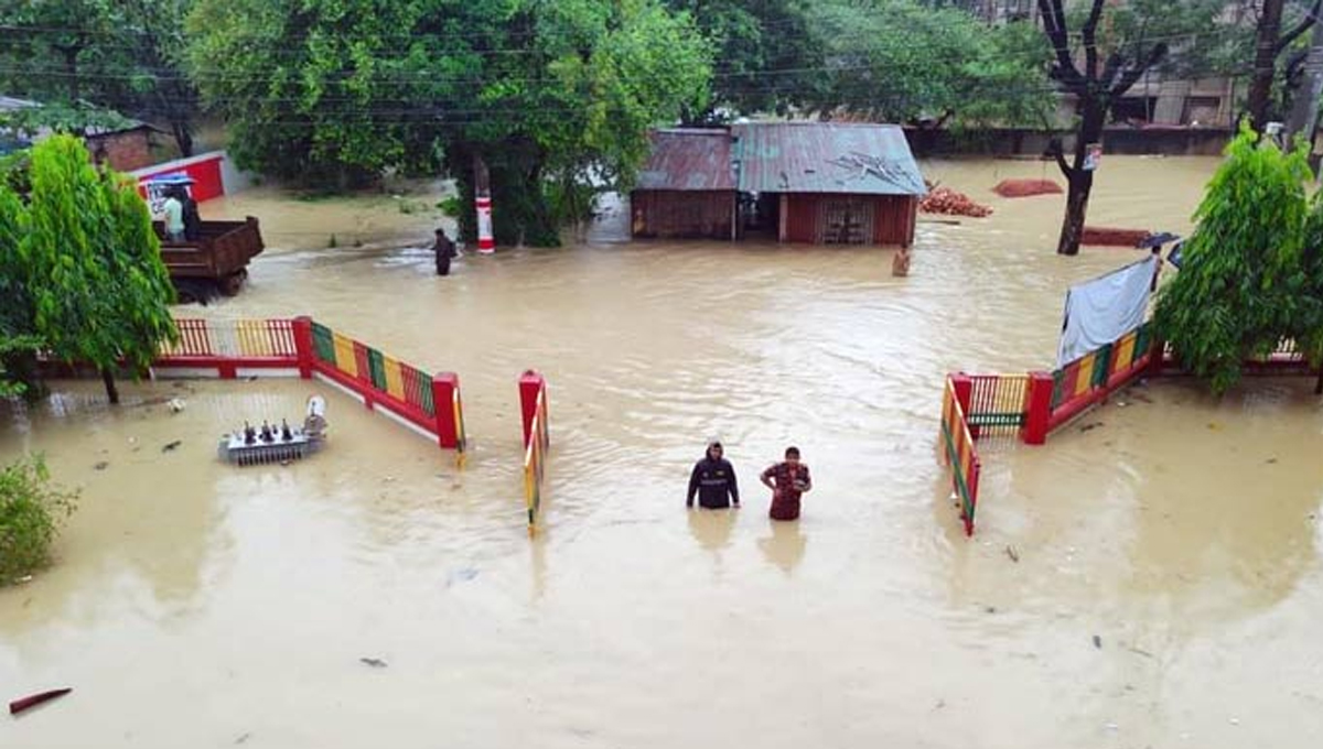 চট্টগ্রামে বন্যার পানিতে নিখোঁজ তিনজনের লাশ উদ্ধার