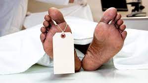 গ্রামে ‘চার দিন ধরে’ পড়ে ছিল মায়ের লাশ