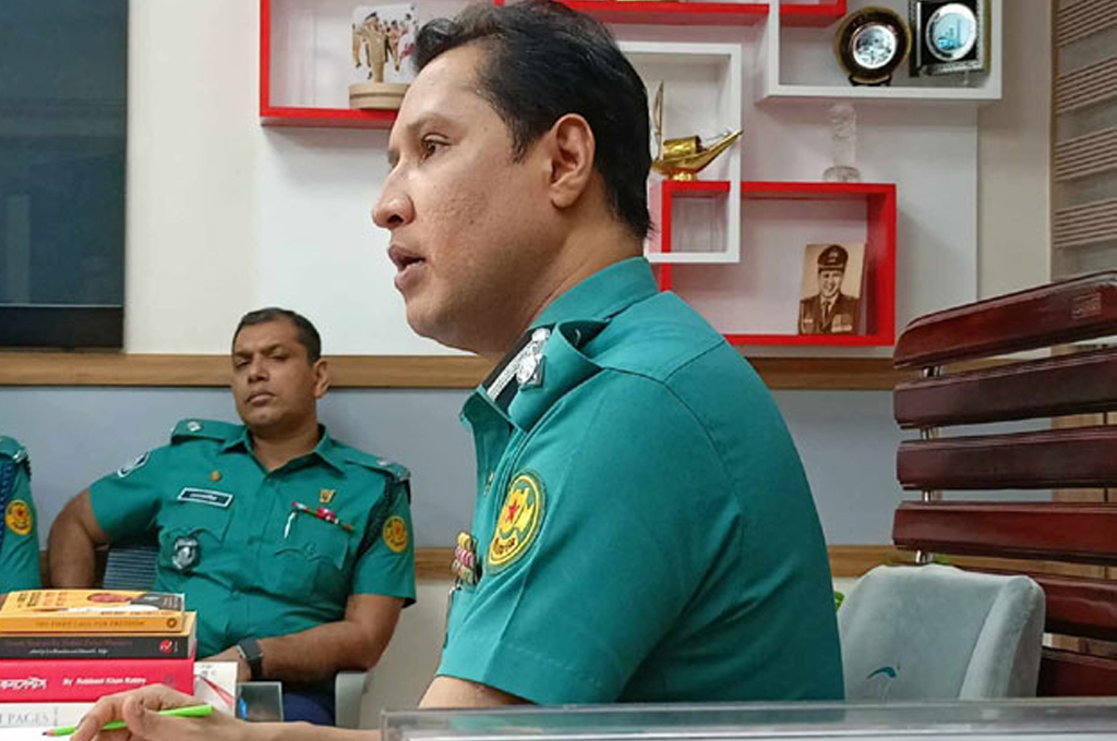 ব্যক্তির দায় বহন করবে না পুলিশ: বিপ্লব কুমার