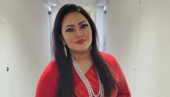 আত্মসমর্পণ করে জামিন পেলেন মমতাজ
