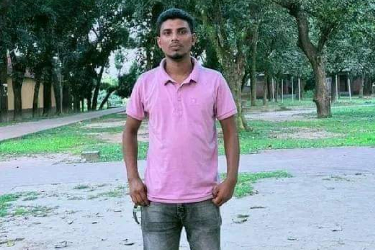 পুলিশ হত্যায় জড়িত শামীম পলাশবাড়ী থানা পুলিশের হাতে গ্রেফতার