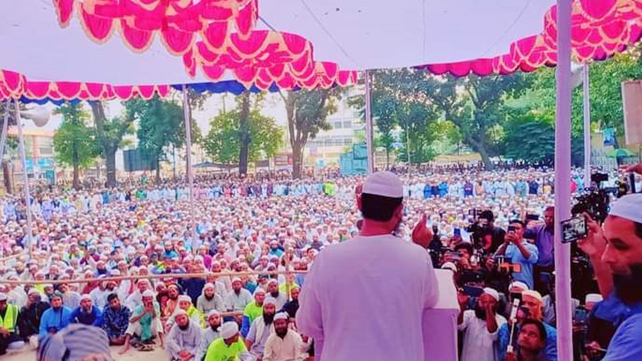 আওয়ামী লীগ জনগণের ভোটে ভয় পায় : মুফতি ফয়জুল করিম