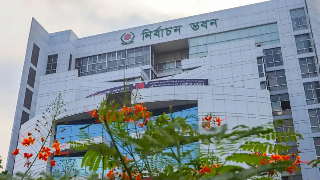 ব্রাহ্মণবাড়িয়া-২ ও লক্ষ্মীপুর-৩ আসনে নৌযান চলাচলে নিষেধাজ্ঞা