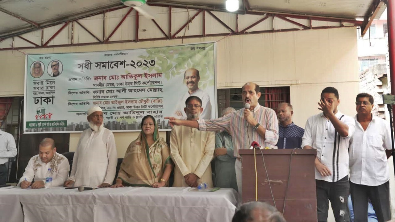 হাউজিংয়ের মাঠ দখল করে প্লট বানানো যাবে না : মেয়র আতিক