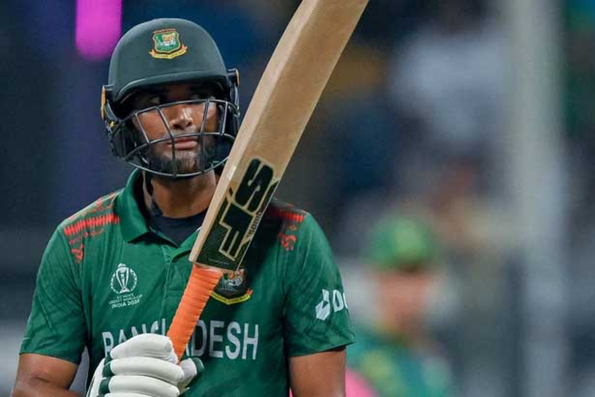 মাহমুদউল্লাহর সেঞ্চুরির পরও ১৪৯ রানে হার