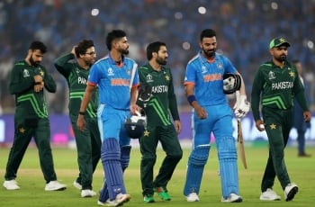 পাকিস্তানকে গুঁড়িয়ে ভারতের টানা তৃতীয় জয়