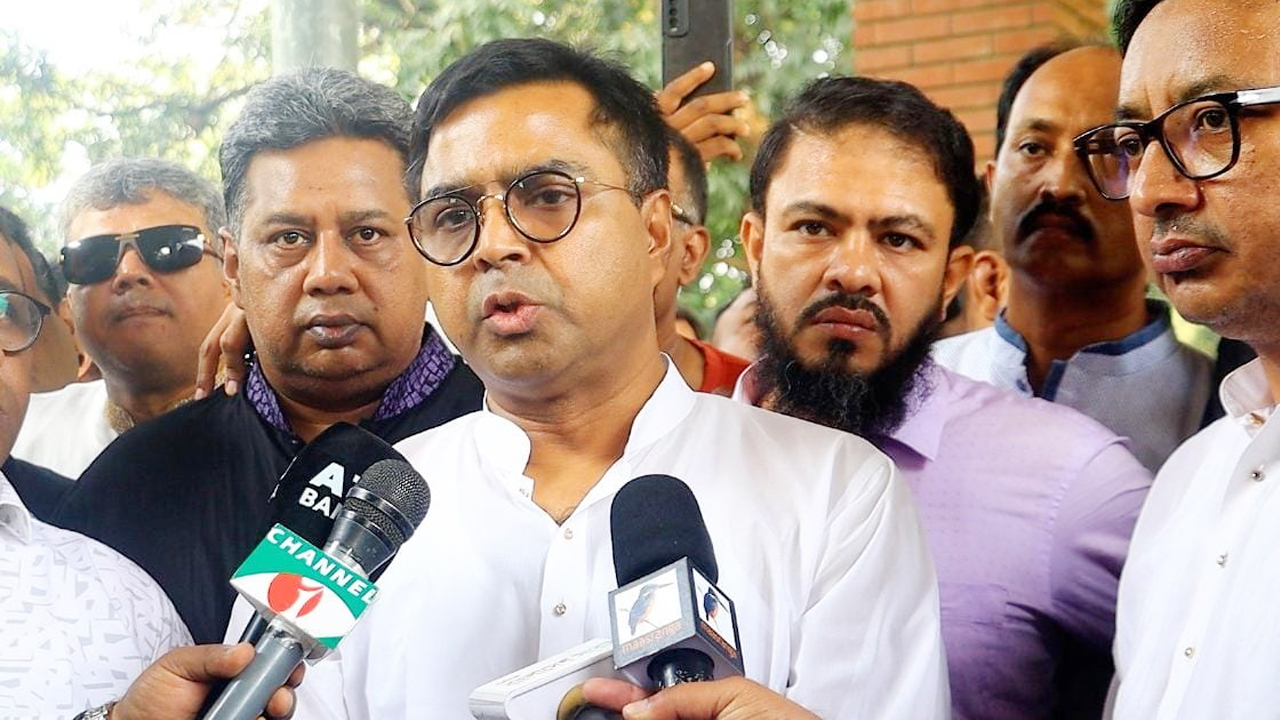 স্মার্ট বাংলাদেশ বিনির্মাণে নৌকায় ভোট চাইলেন সাঈদ খোকন