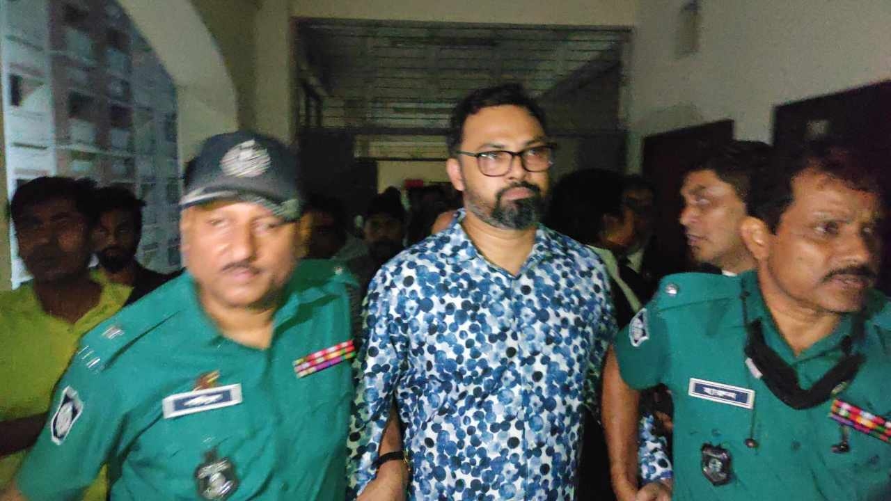 আমিনুলসহ বিএনপির তিন নেতা ৮ দিনের রিমান্ডে আমিনুলসহ বিএনপির তিন নেতা ৮ দিনের রিমান্ডে