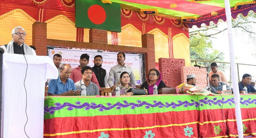 রাষ্ট্রের কল্যাণে নারীদের স্বাবলম্বী হওয়া জরুরি: ডেপুটি স্পিকার