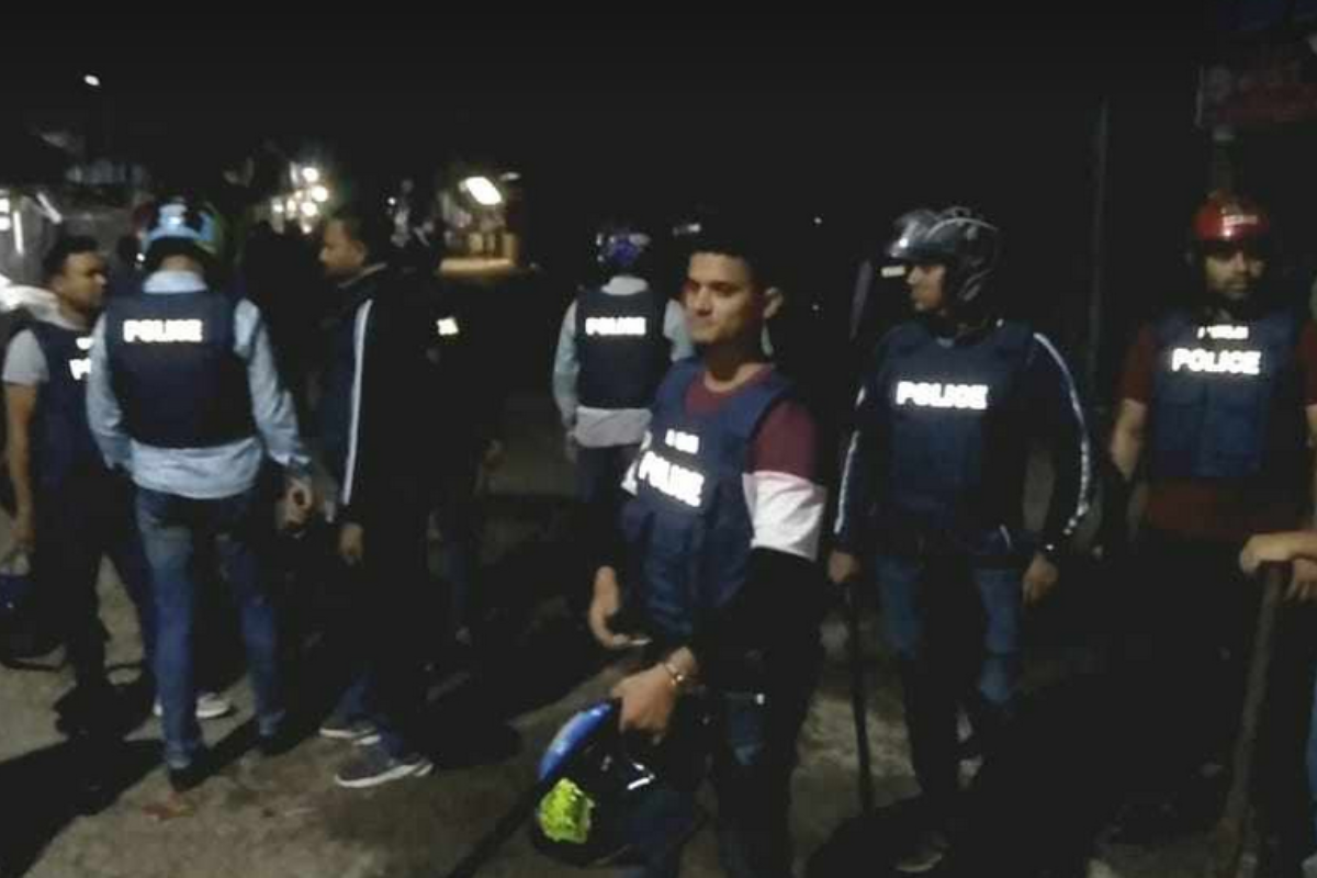 মাদারীপুরে বিএনপি-জামায়াতের ডাকা হরতাল চলছে ঢিলে-ঢালা ভাবে