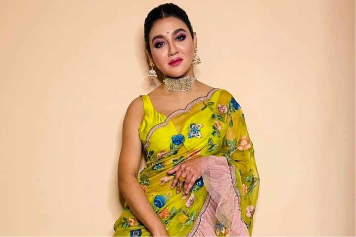 মুক্তি পাচ্ছে জয়ার প্রথম বলিউড সিনেমা