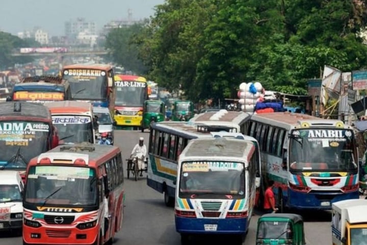 চতুর্থ দফার অবরোধেও বাস চালানোর ঘোষণা